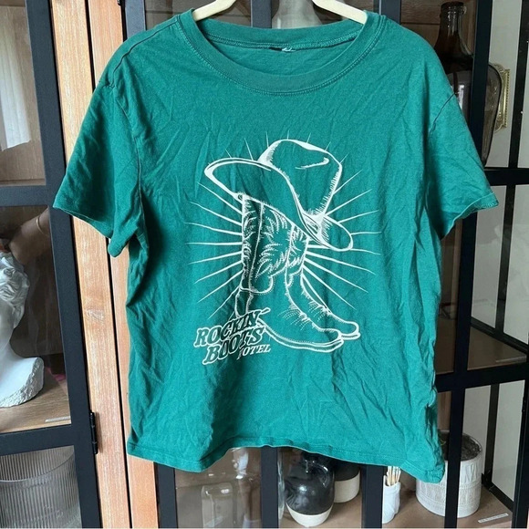 H&M western tee short sleeve tshirt cowboy boots hat green top - Picture 2 of 5